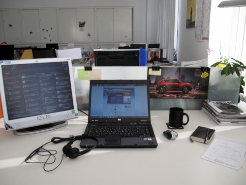 01-office-desk