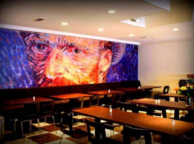 Van Gogh Hostel room