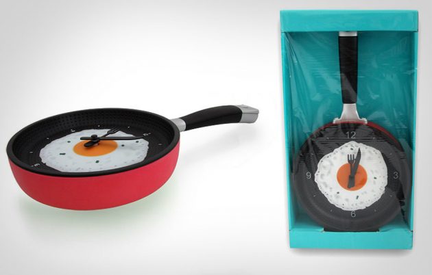 Оригинальные часы на кухню