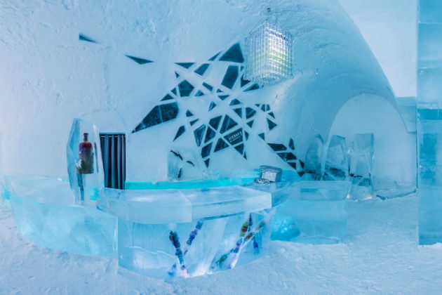 ������������ ����� � �������� ����� Icehotel