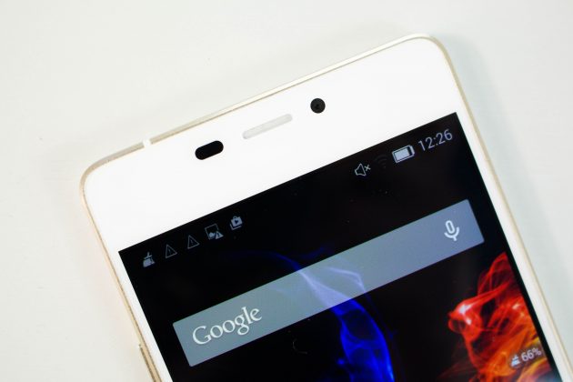 Датчик приближения, динамик, фронтальная камера