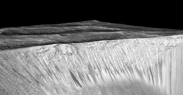 Вода на Марсе существует в жидком виде