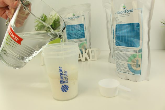 Заливаем SmartFood Russian Soylent водой Заливаем SmartFood Russian Soylent водой