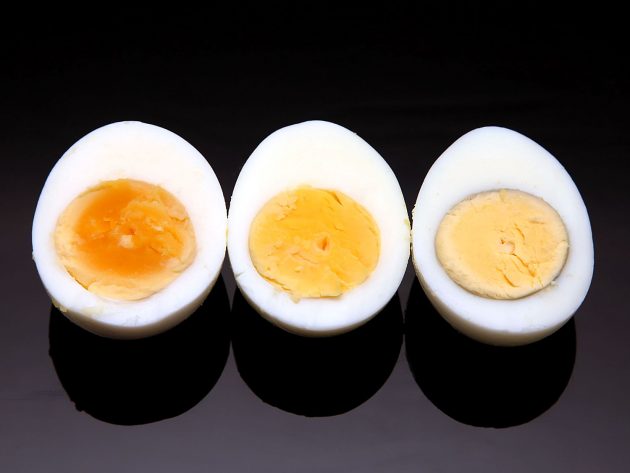 20140430-peeling-eggs-12_1461565920-630x