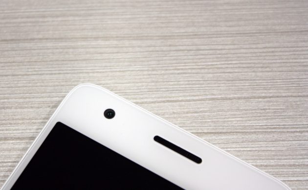 Lenovo ZUK Z2: фронтальная камера