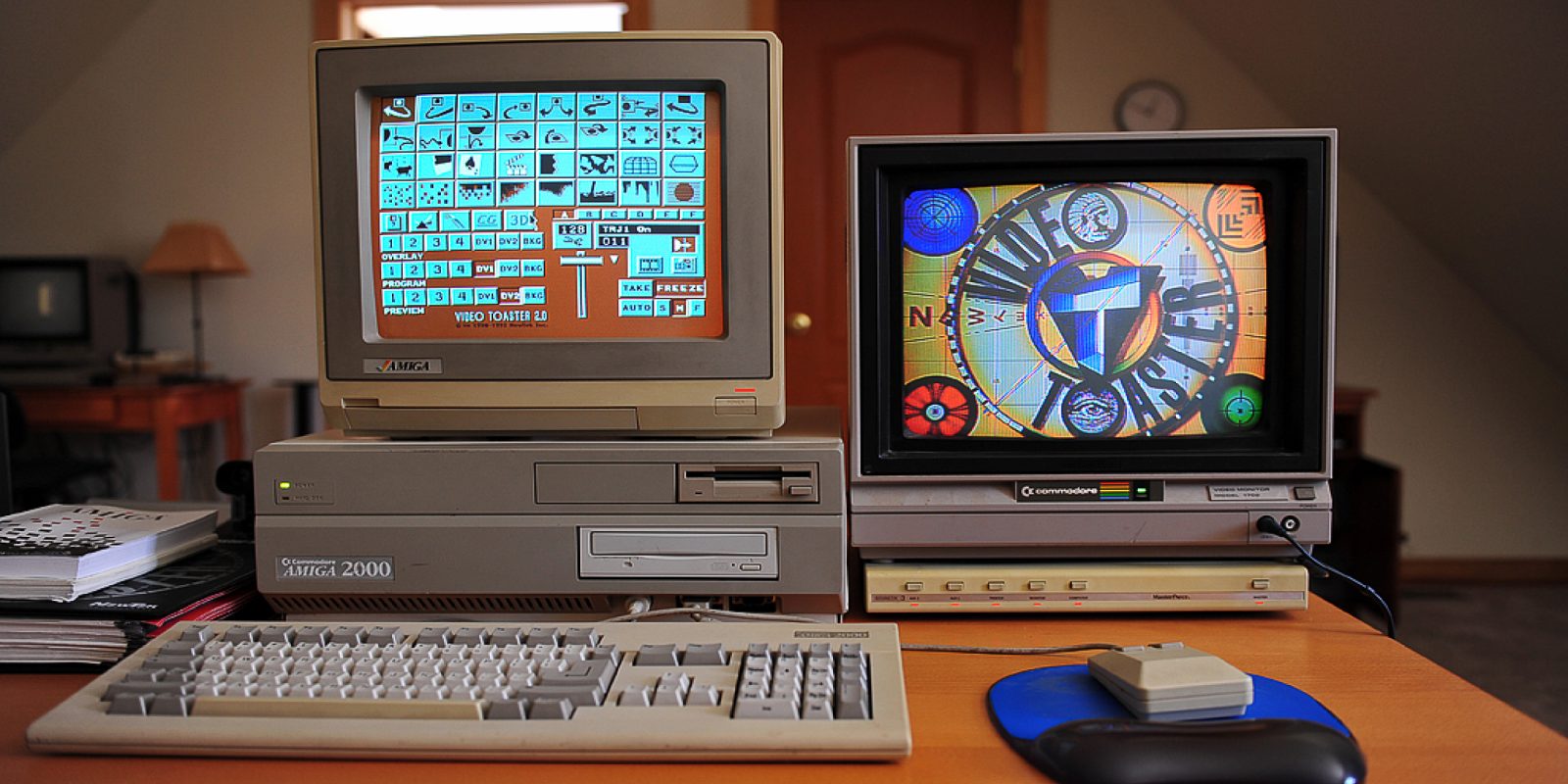 Игры для персонального компьютера. Amiga 2000. Commodore amiga 1000. Commodore Vic-20 с монитором. Старый комп.