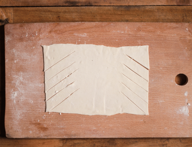 слойки с клубникой: приготовление