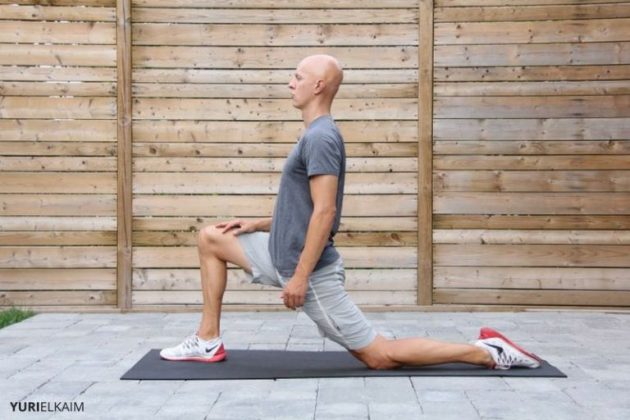 как исправить сутулость: передние мышцы бедра