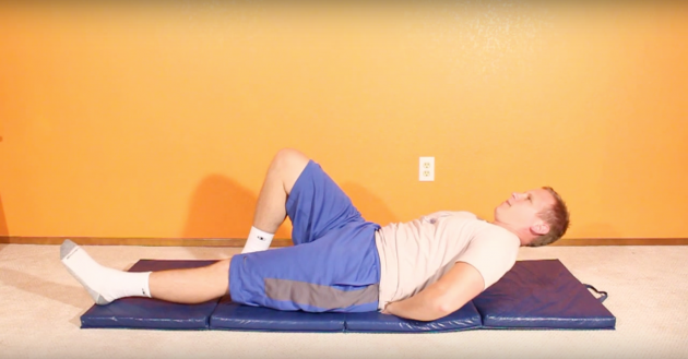 упражнения для мышц спины, скручивания