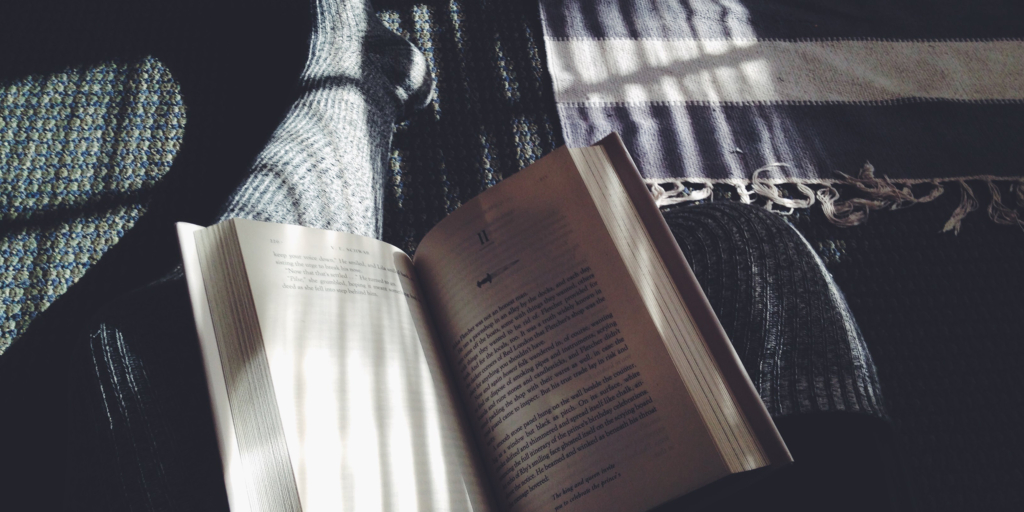 «Ужасные» бестселлеры: что почитать тому, кто любит пощекотать нервишки