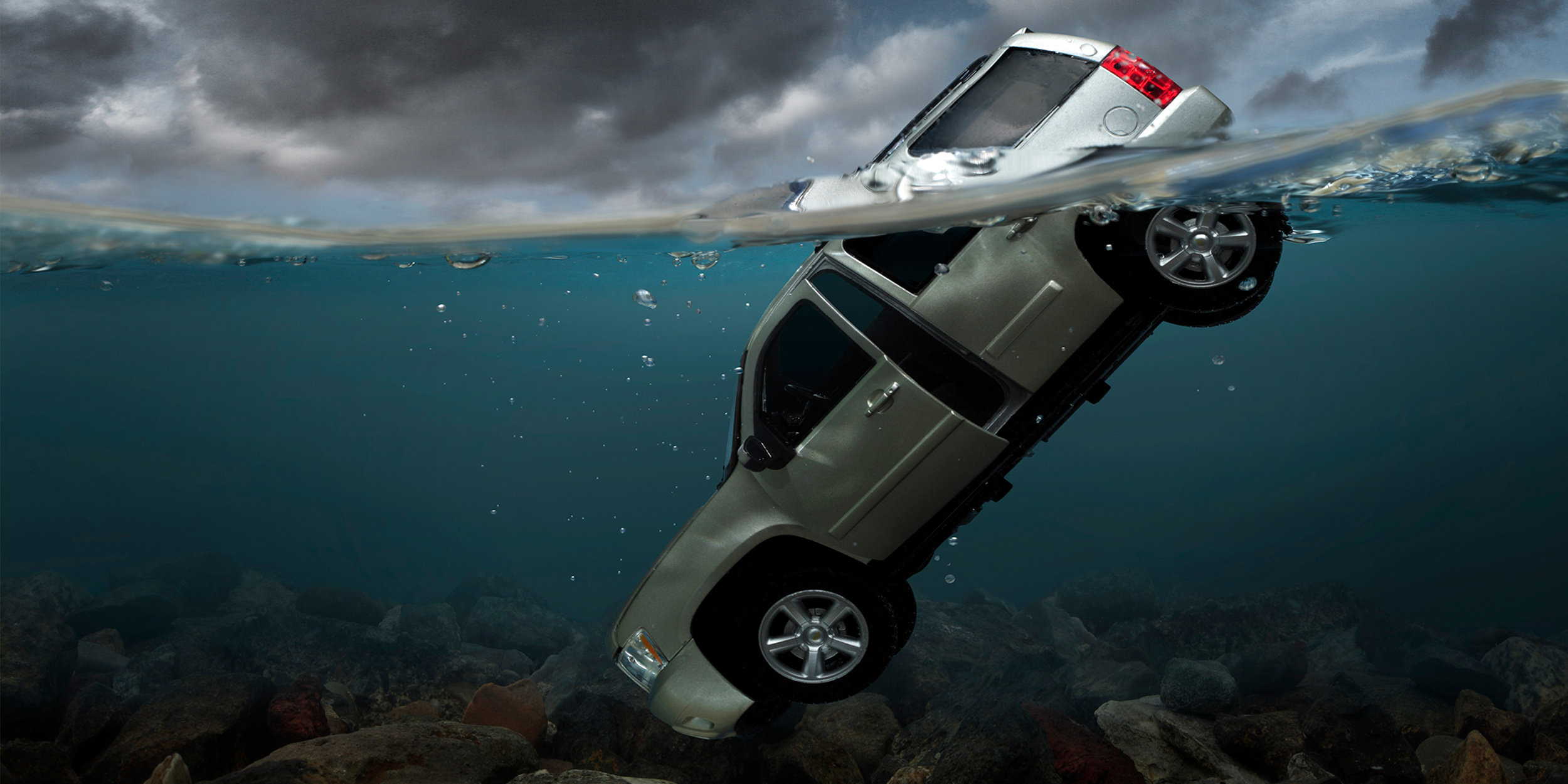 Видео: Почему автомобили все еще не ездят на воде: изобретения, которые запретили