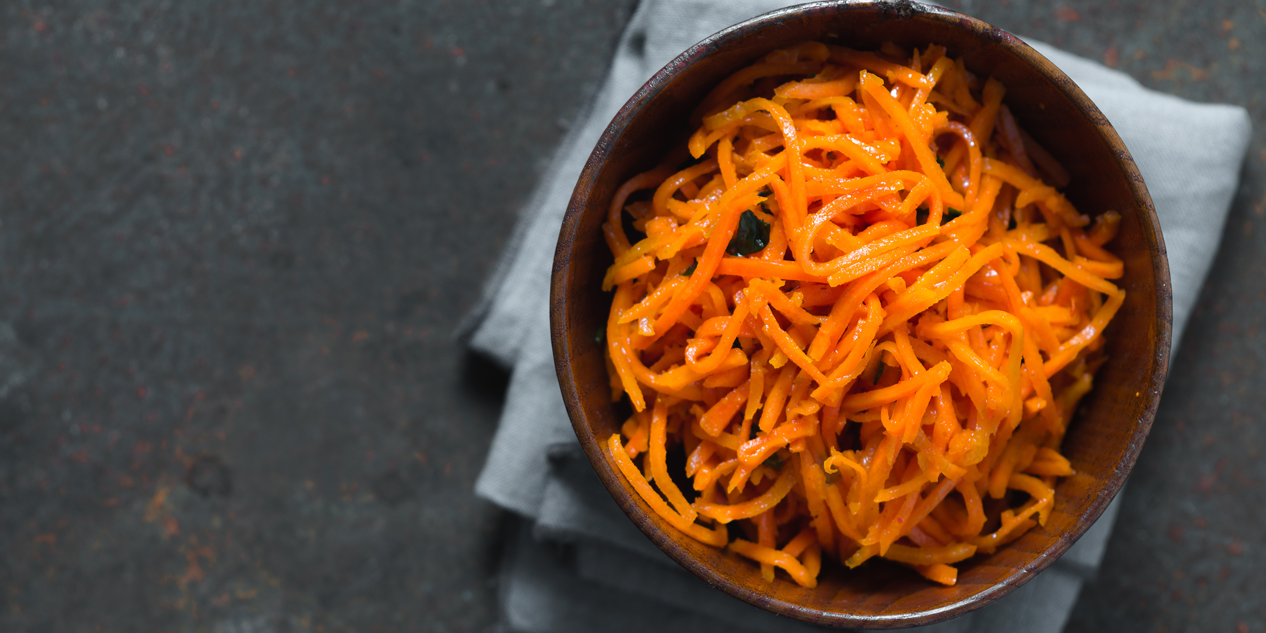 салат с апельсином и курицей и корейской морковкой и сыром рецепт | Дзен