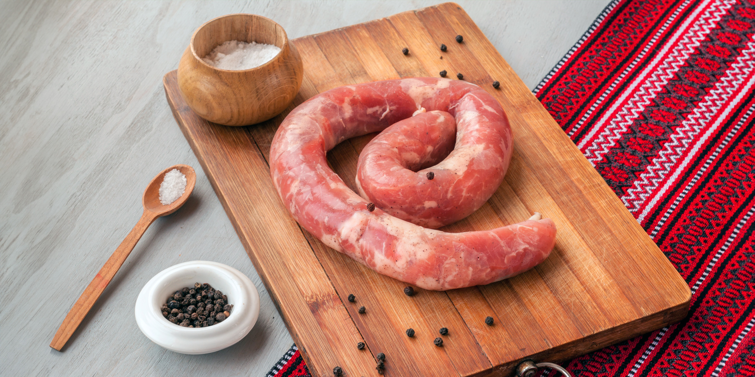 Рецепт домашней колбасы – из мяса и ливера