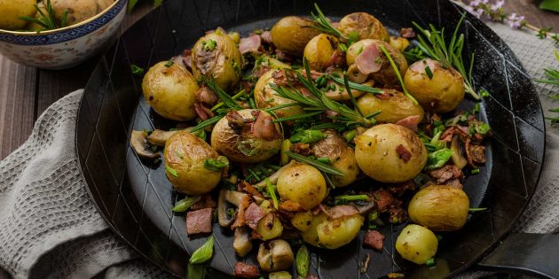 Картошка по-деревенски с кожурой, пошаговый рецепт с фото от автора dinaa на ккал