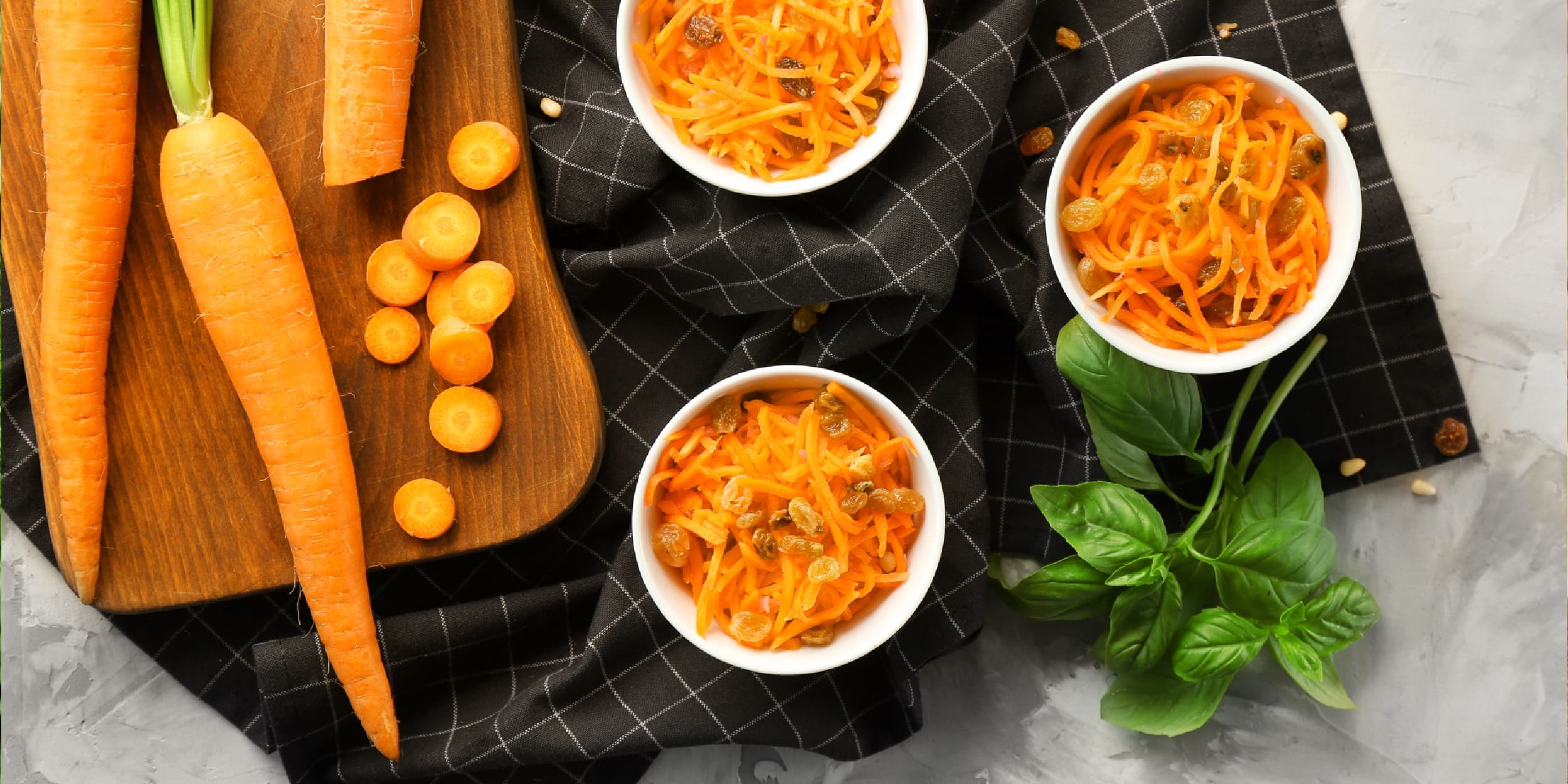 Пошаговое приготовление с фото полезного салата из сырой свеклы и морковки