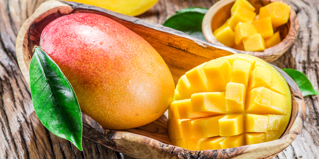 Как едят манго с кожурой или нет