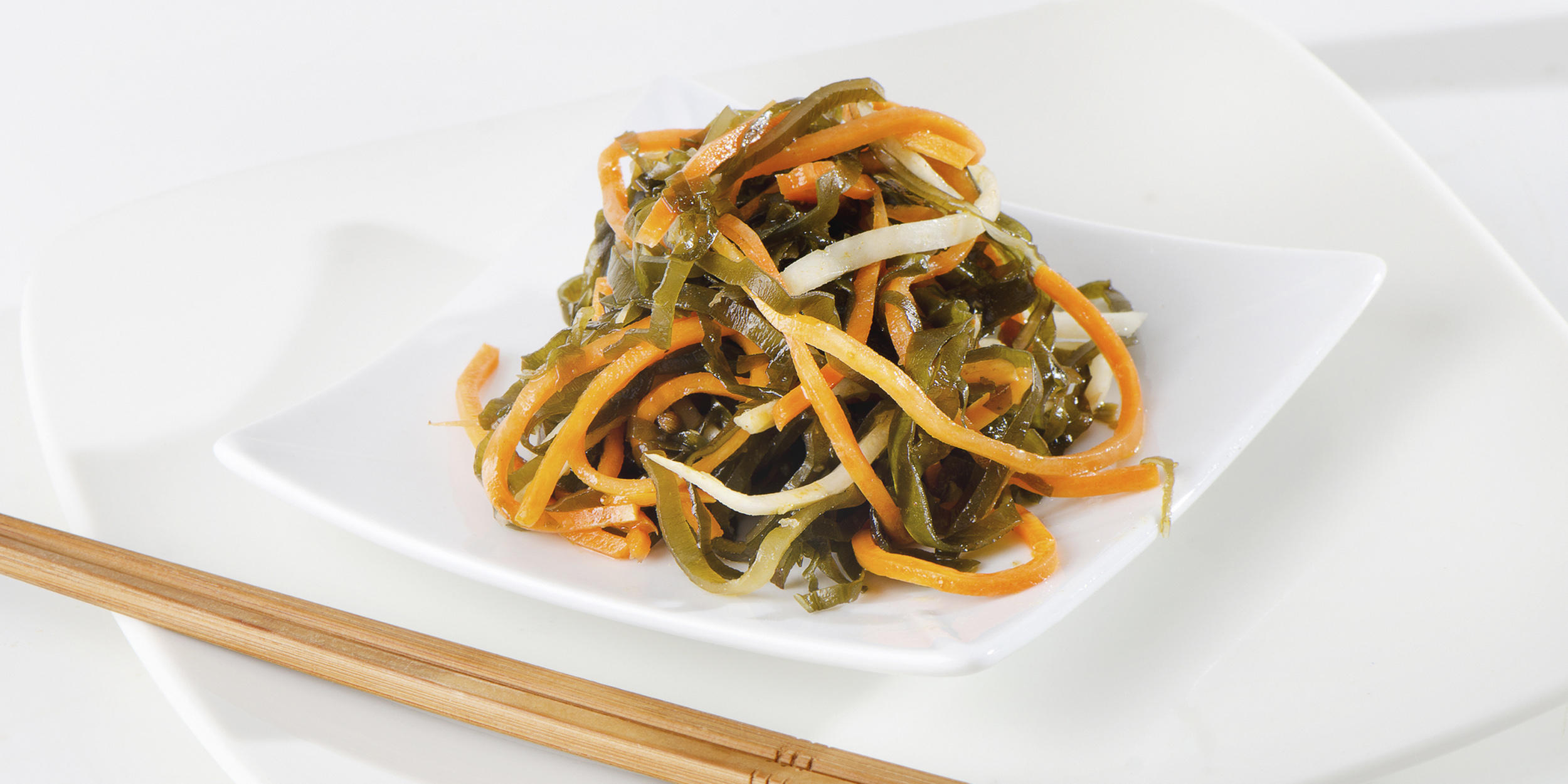 Витаминный салат с морковью и капустой рецепт – Европейская кухня: Салаты. «Еда»