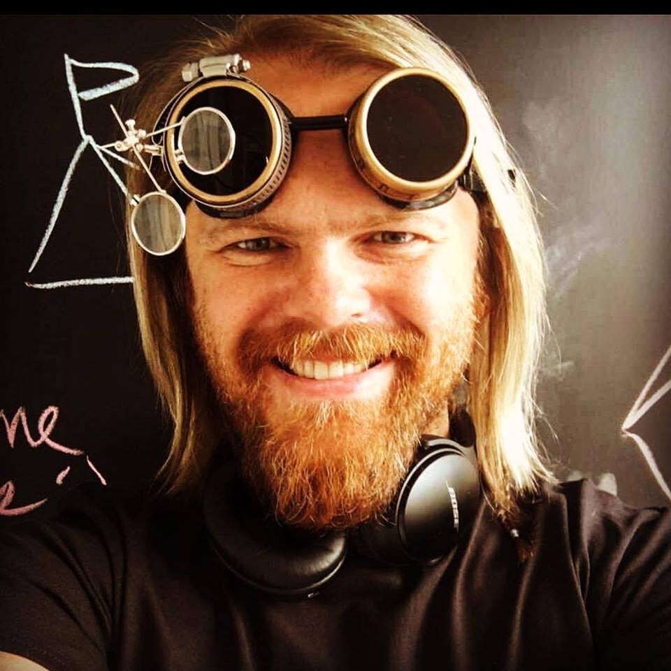 Аватар пользователя Евгений Черешнев