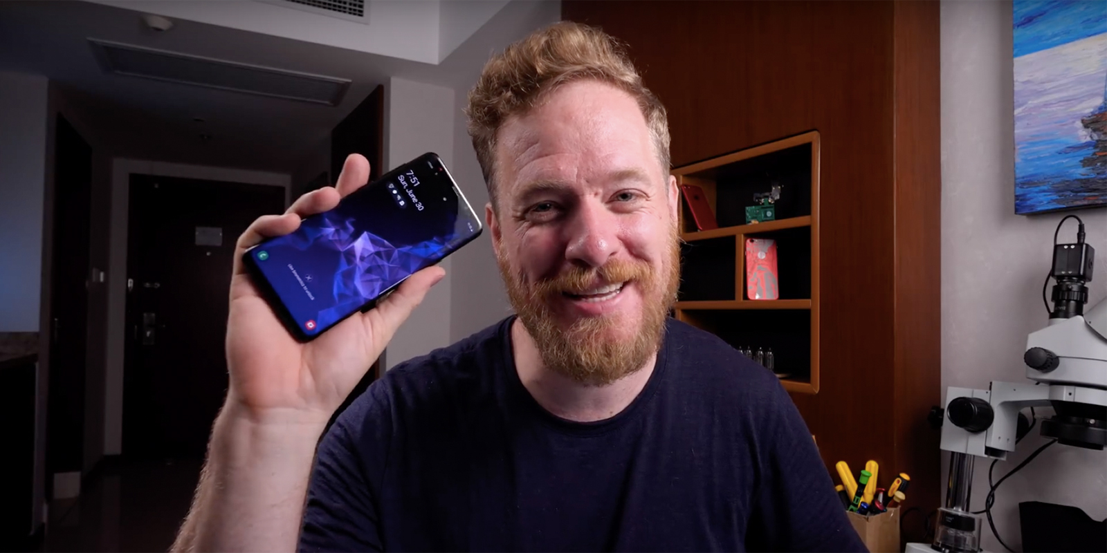 Видео дня: блогер собрал Galaxy S9+ из деталей с китайского рынка -  Лайфхакер