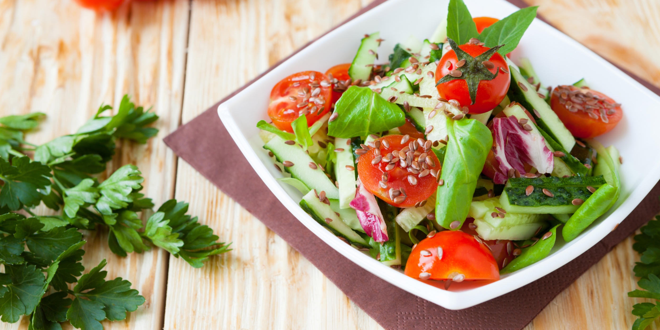 Ингредиенты для «Салат из огурцов в томатном соусе на зиму»: