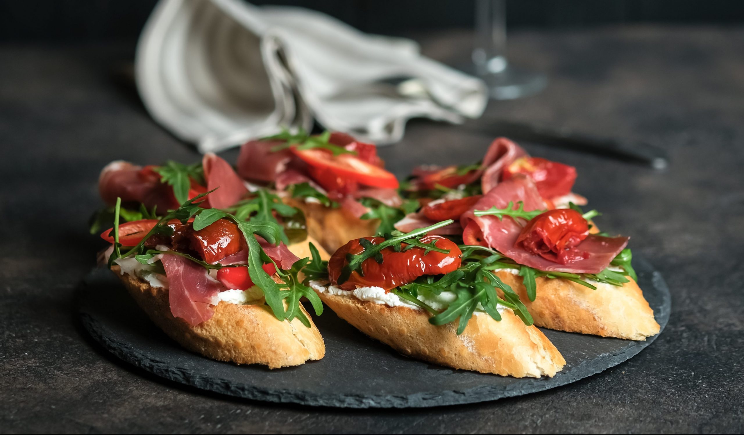 Сконы с беконом, сыром и укропом