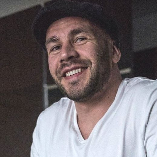 Аватар пользователя Олег Романюк