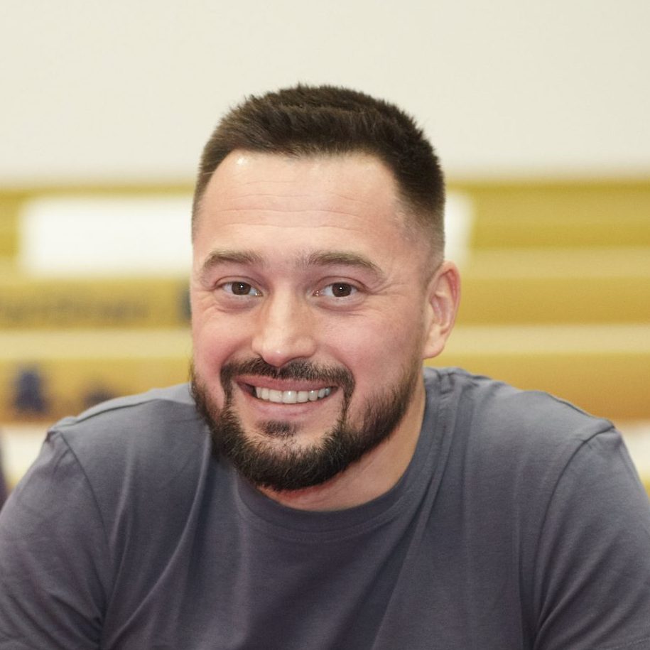 Аватар пользователя Антон Голоцуцков