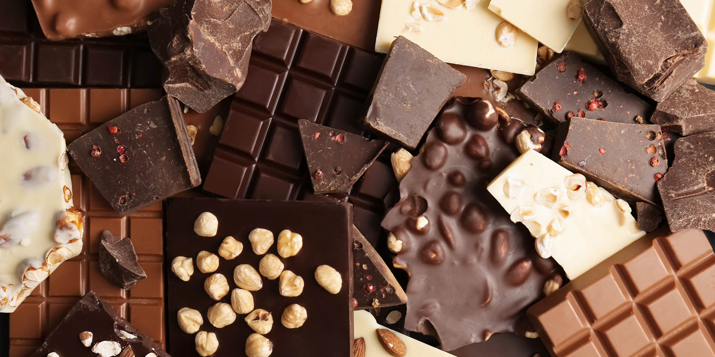 Нежность вкуса: из чего делается белый шоколад и полезен ли он так же, как темный?