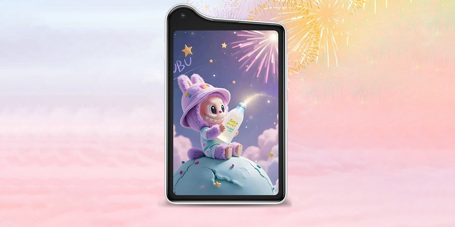 Представлен Qin K25 — крохотный несимметричный смартфон с 3,5
